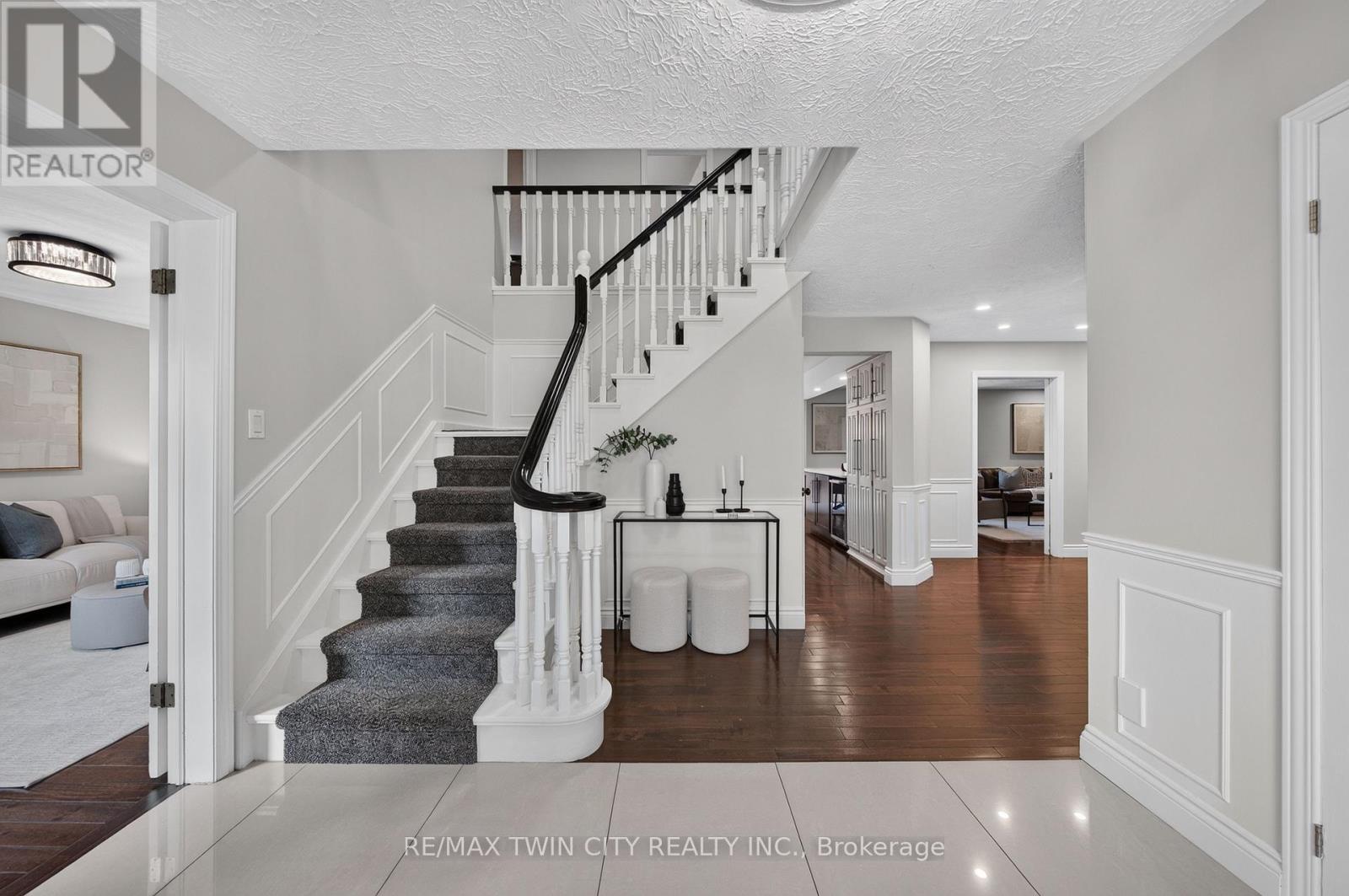 50 Roehampton Court, Kitchener, Ontario  N2A 3L1 - Photo 8 - X13705912