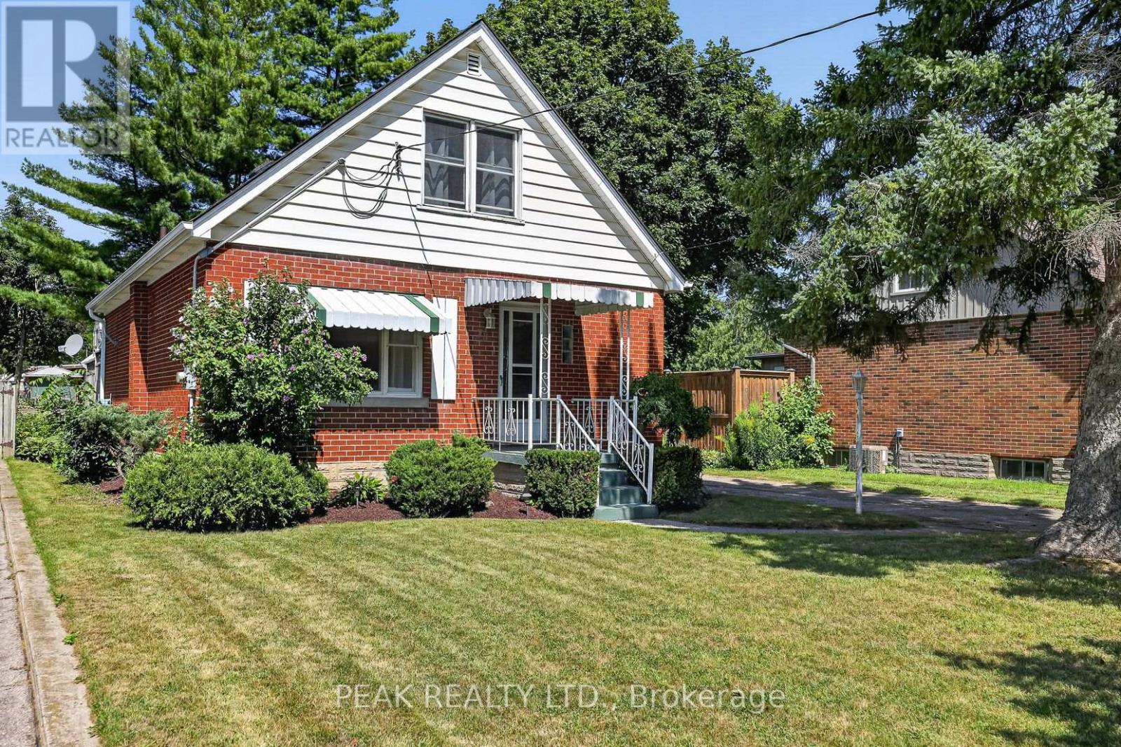 78 Belleview Avenue, Kitchener, Ontario  N2B 1G5 - Photo 1 - X13705934