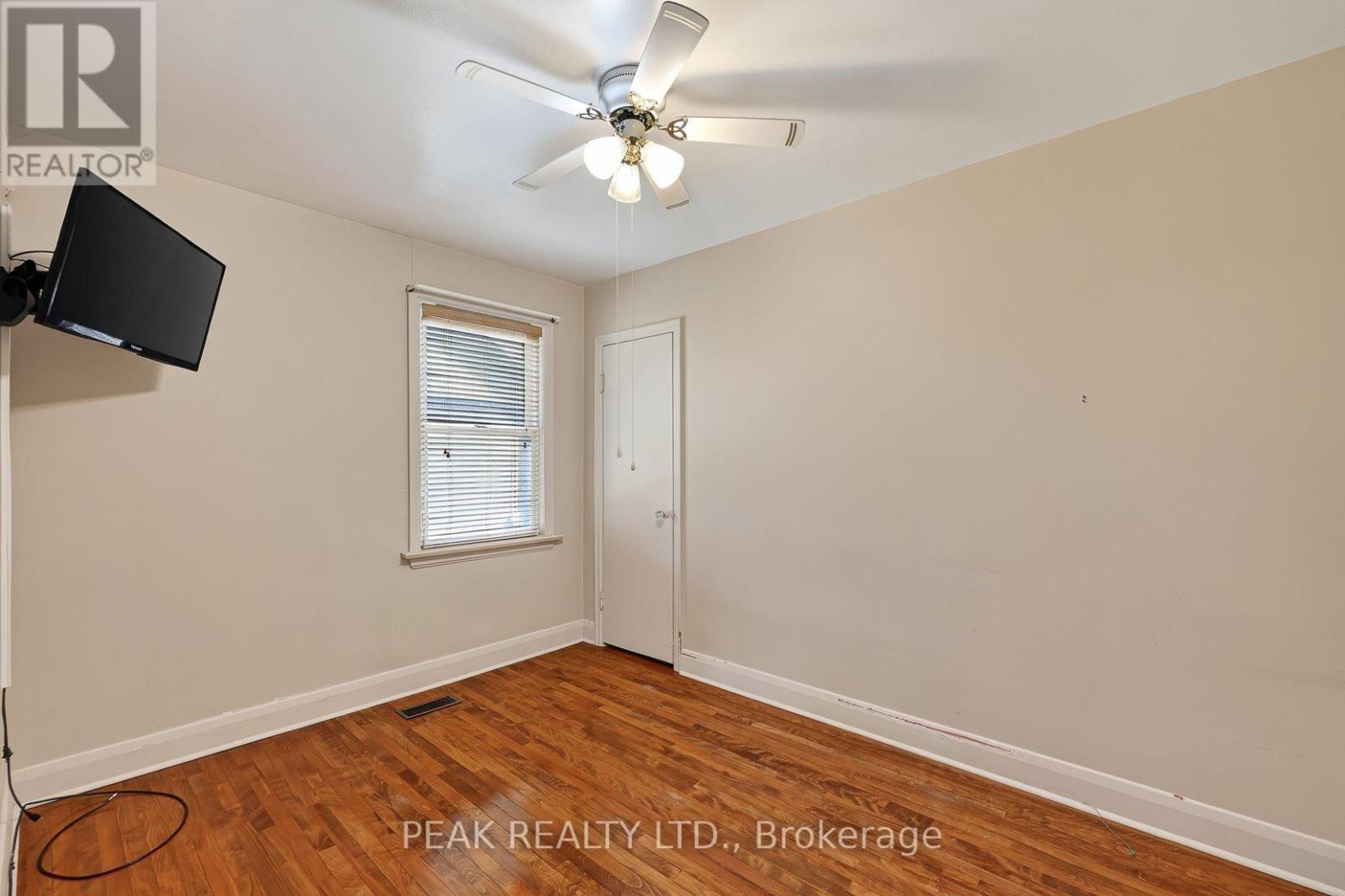 78 Belleview Avenue, Kitchener, Ontario  N2B 1G5 - Photo 17 - X13705934