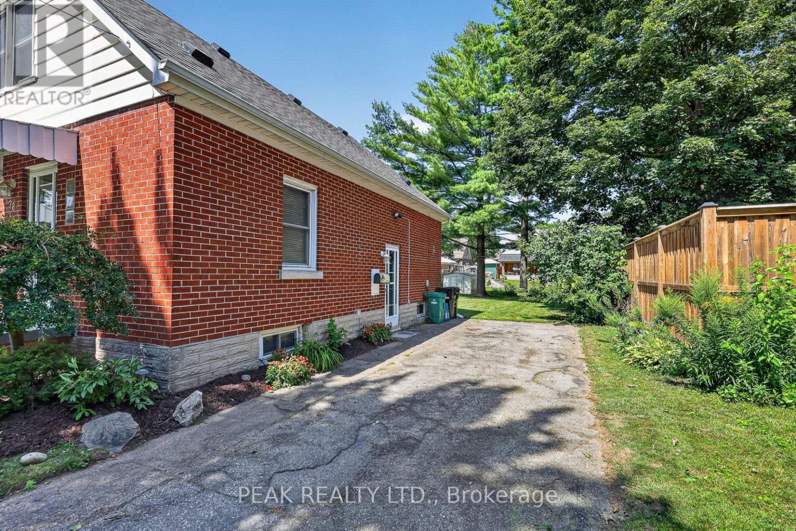 78 Belleview Avenue, Kitchener, Ontario  N2B 1G5 - Photo 4 - X13705934