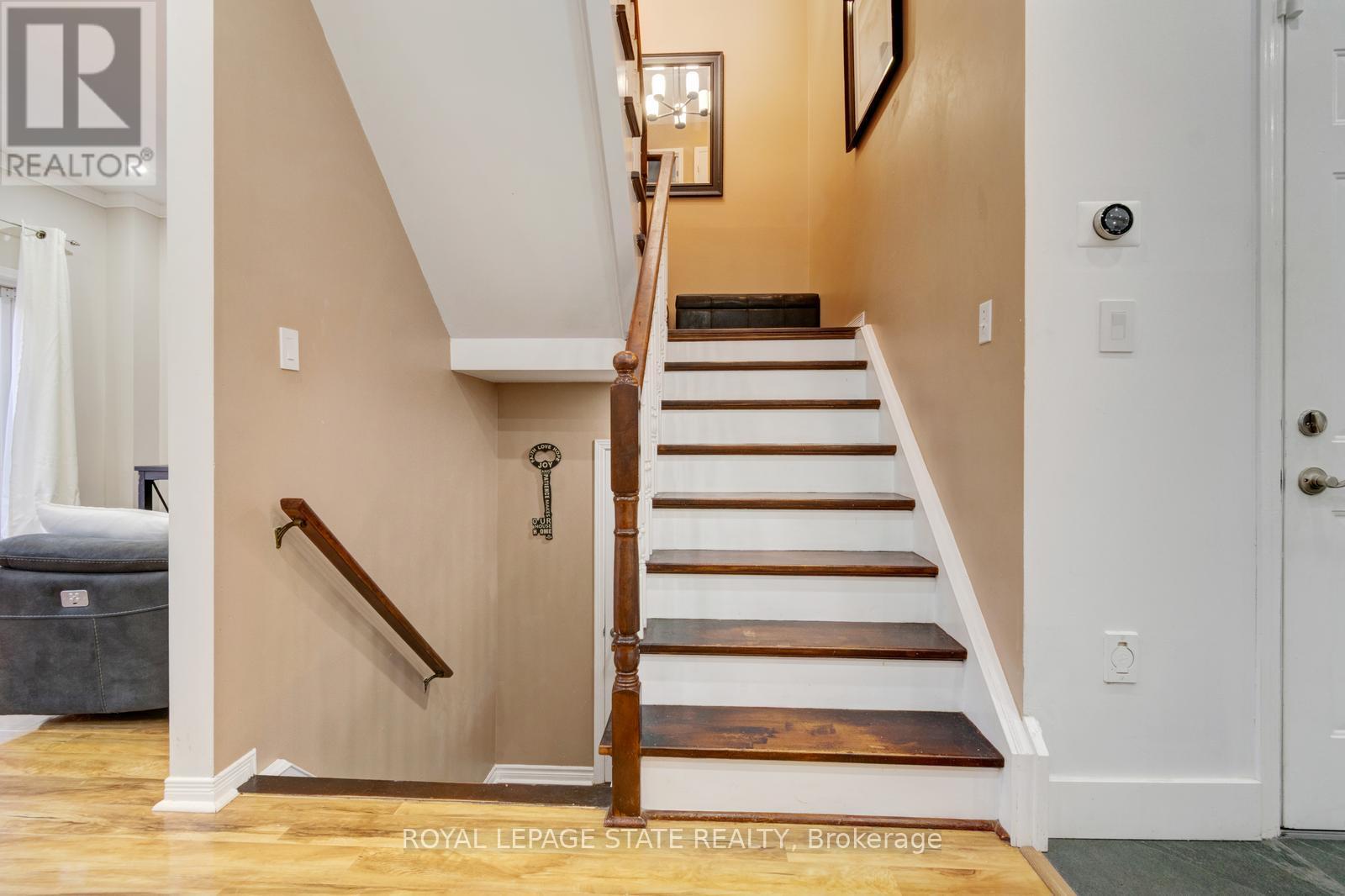 33 Panorama Way, Hamilton, Ontario  L8E 6C6 - Photo 21 - X13705938