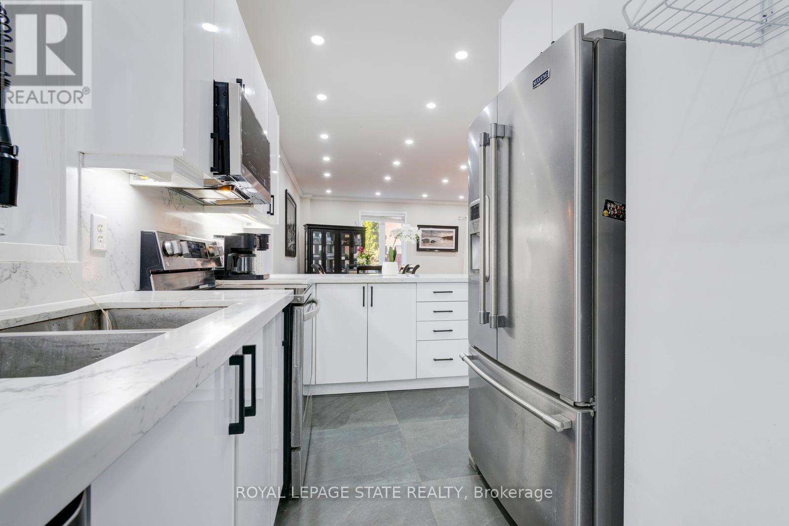 33 Panorama Way, Hamilton, Ontario  L8E 6C6 - Photo 7 - X13705938