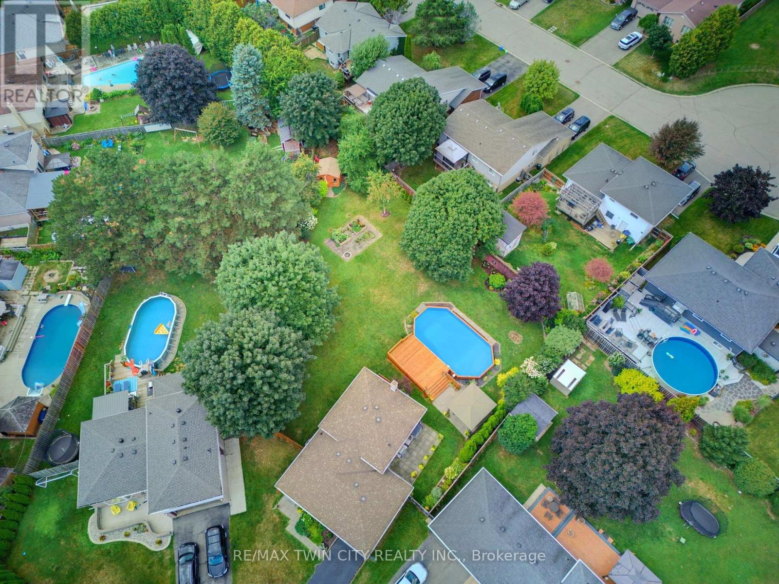 20 Clover Court, Brant, Ontario  N3L 3M7 - Photo 40 - X13706008