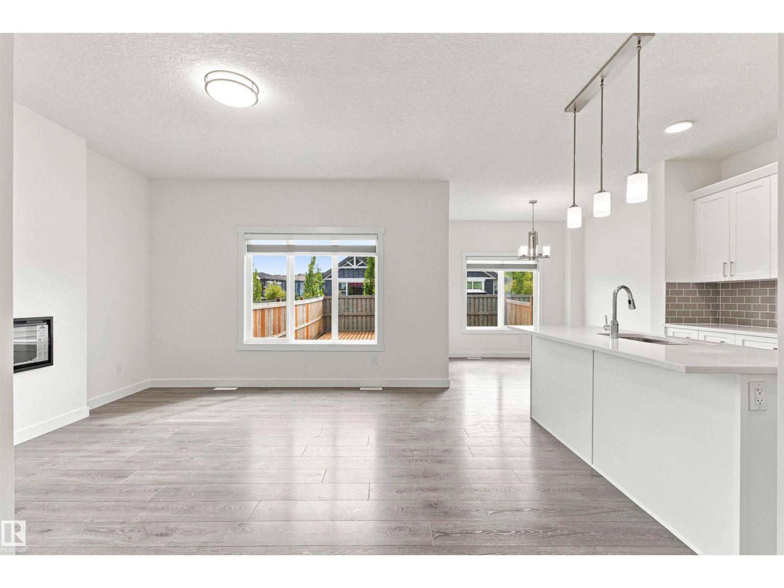 22019 82 Av NW, Edmonton, Alberta  T5T 7T3 - Photo 8 - E4503827