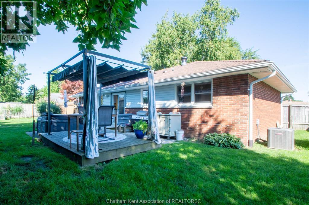 11 Oriole Parkway, Chatham, Ontario  N7M 5J5 - Photo 21 - 26020393
