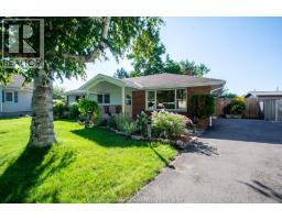 11 Oriole PARKWAY, Chatham, Ontario