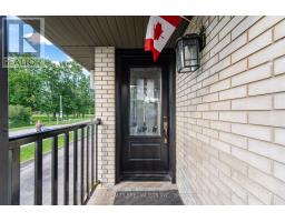 60 ELMWOOD AVENUE, Cambridge, Ontario