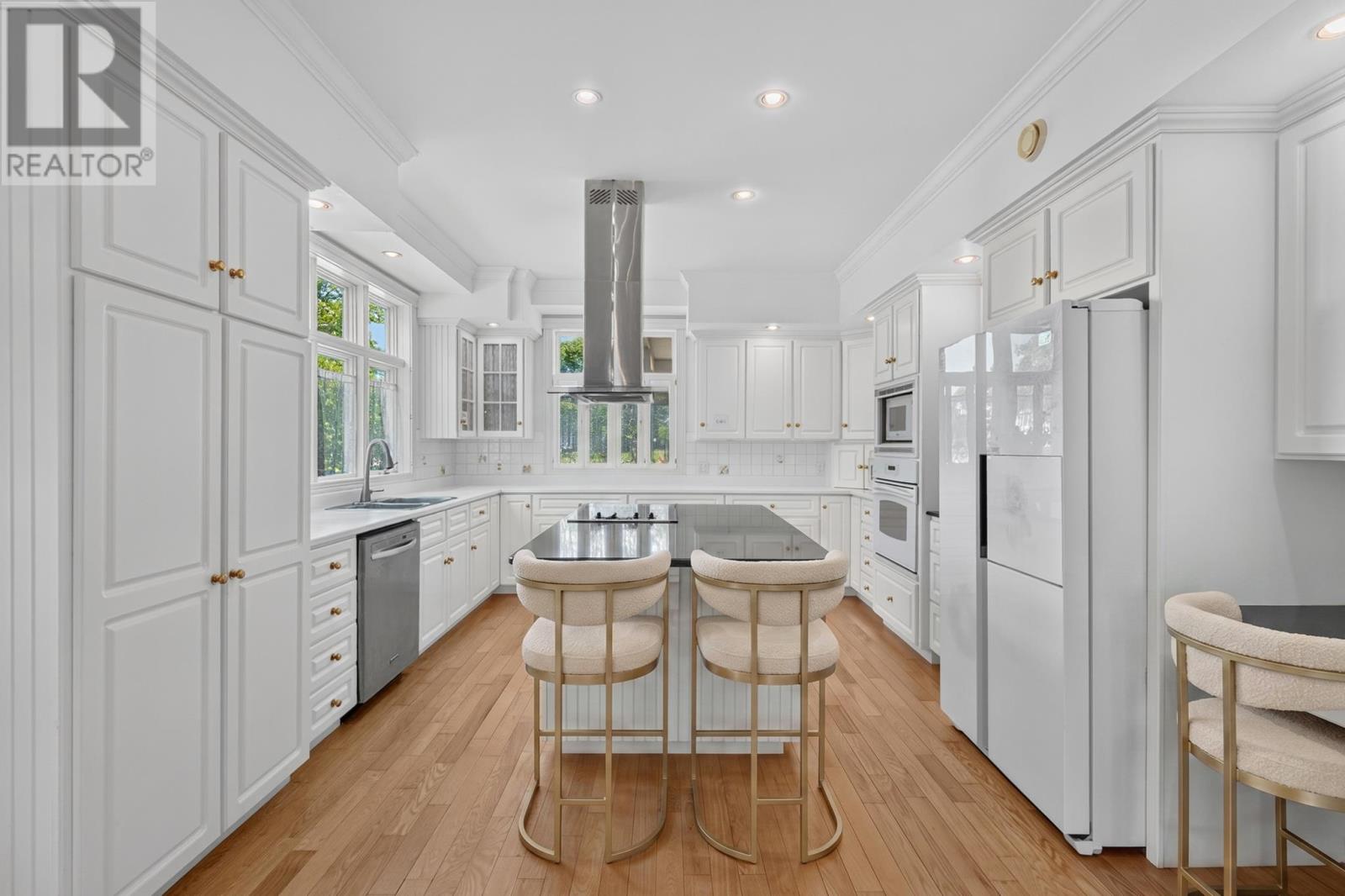 45 Brittany Drive, Charlottetown, Prince Edward Island  C1A 9L8 - Photo 7 - 202621305
