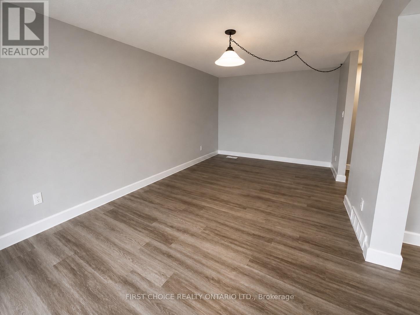 6 - 837 Eastvale Drive, Ottawa, Ontario  K1J 7T5 - Photo 10 - X13679120