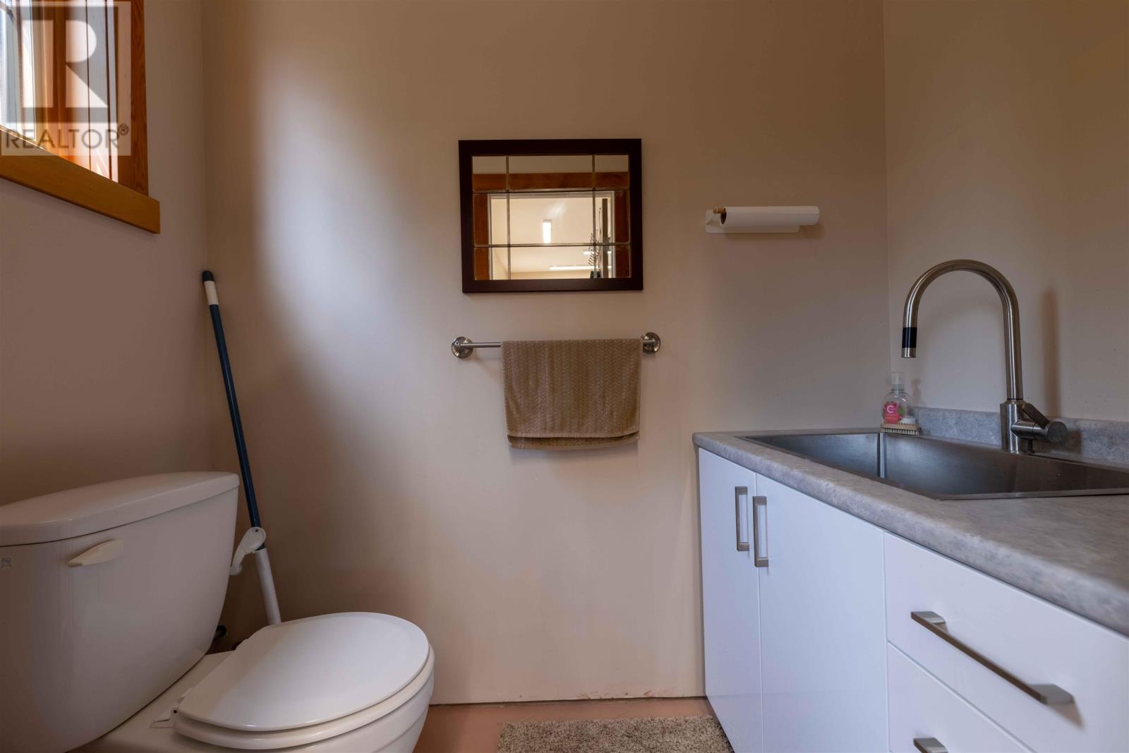 135 Mickelson Dr E, Mcgregor/ Shuniah Towship, Ontario  P7A 6N3 - Photo 19 - TB2602132