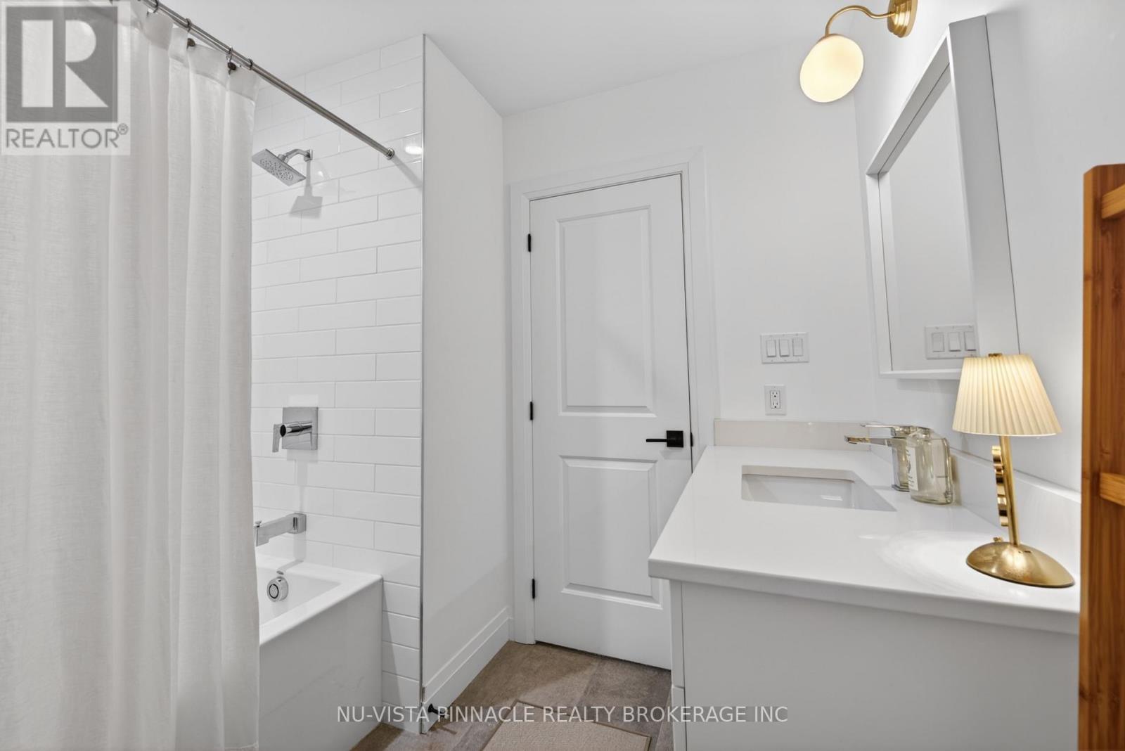 2572 Lucas Avenue, Strathroy-Caradoc, Ontario  N0L 1W0 - Photo 36 - X13706038