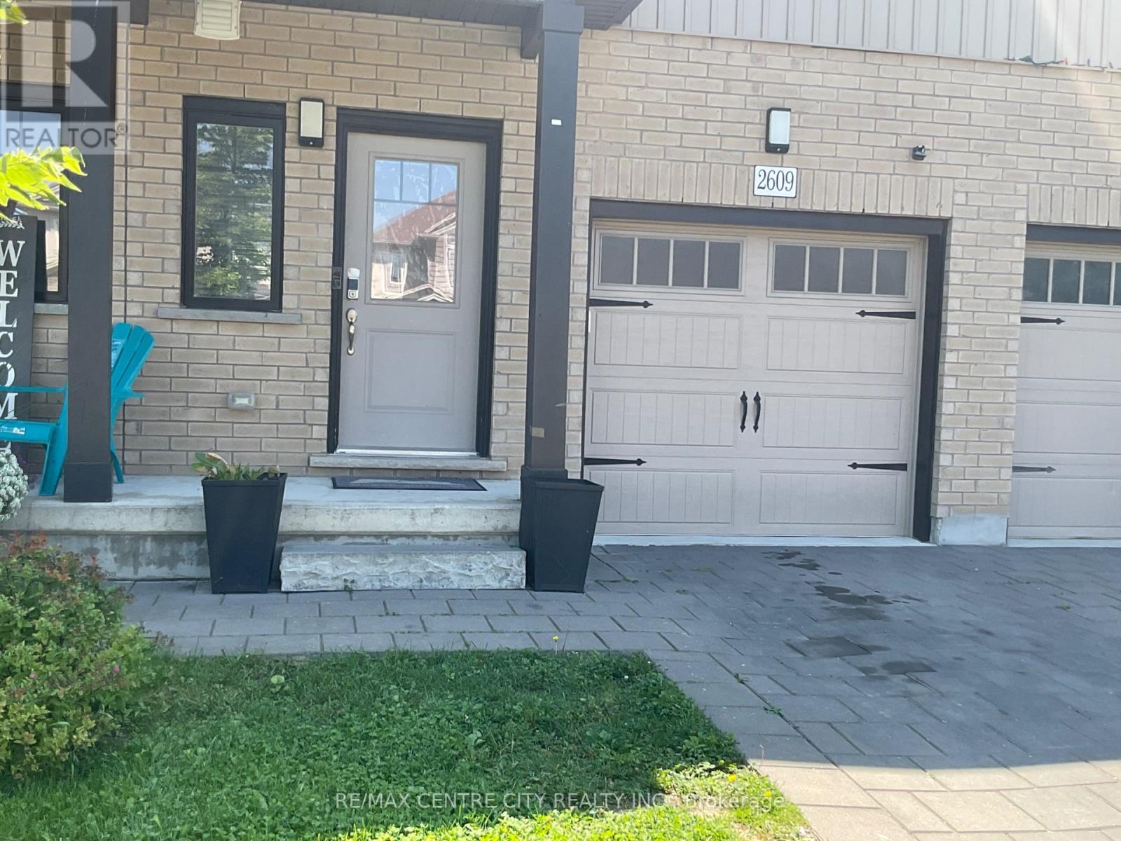 10 - 2609 Holbrook Drive, London South, Ontario  N6M 0G2 - Photo 2 - X13706112