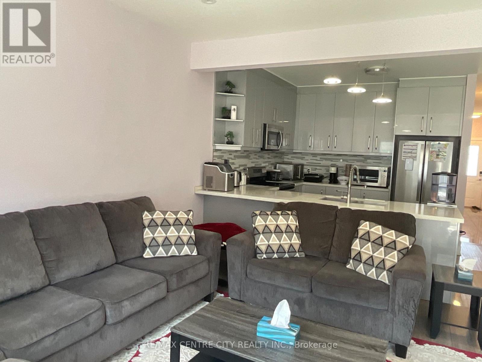 10 - 2609 Holbrook Drive, London South, Ontario  N6M 0G2 - Photo 7 - X13706112