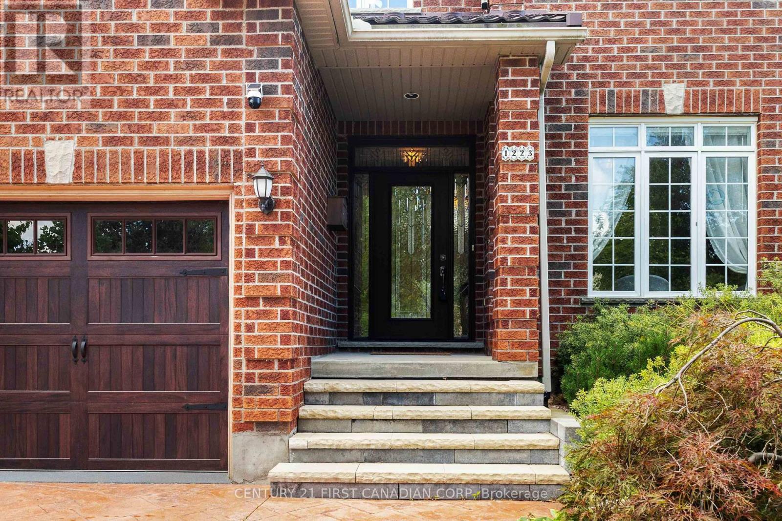 1223 Thornley Street, London South, Ontario  N6K 4V3 - Photo 5 - X13706114