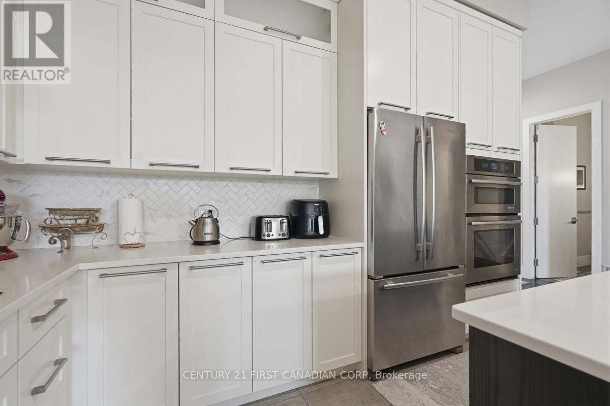 4 - 2215 Callingham Drive, London North, Ontario  N6G 0P1 - Photo 11 - X13706196