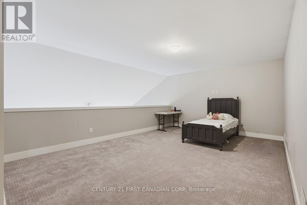 4 - 2215 Callingham Drive, London North, Ontario  N6G 0P1 - Photo 30 - X13706196