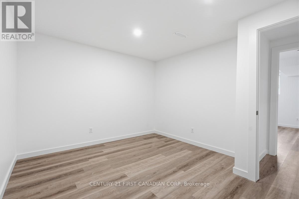 4 - 2215 Callingham Drive, London North, Ontario  N6G 0P1 - Photo 45 - X13706196