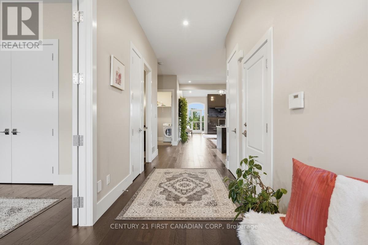 4 - 2215 Callingham Drive, London North, Ontario  N6G 0P1 - Photo 5 - X13706196