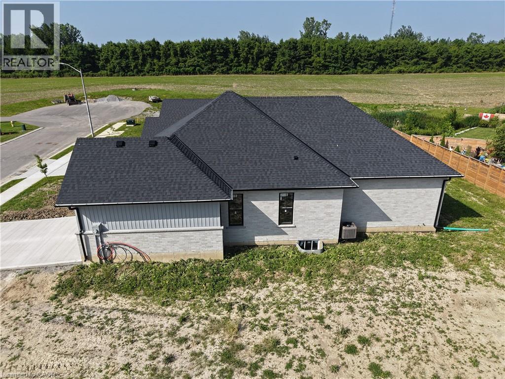 67 S Hunter Drive S, Port Rowan, Ontario  N0E 1M0 - Photo 5 - 40843708