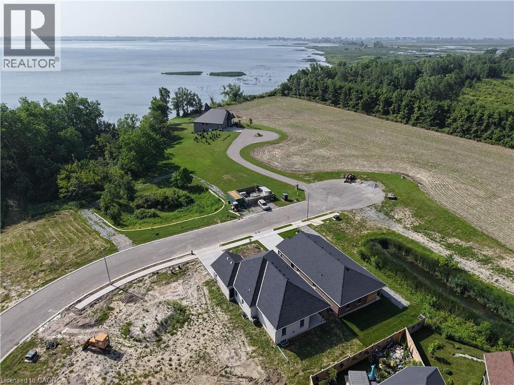 67 S Hunter Drive S, Port Rowan, Ontario  N0E 1M0 - Photo 2 - 40843708