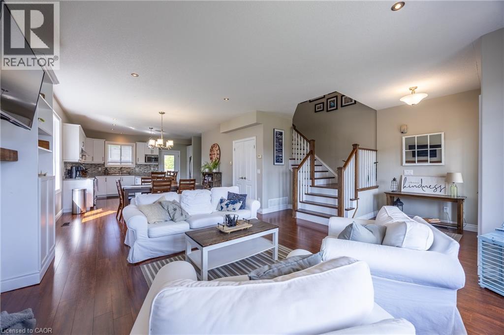 100 Backus Drive, Port Rowan, Ontario  N0E 1M0 - Photo 3 - 40844706