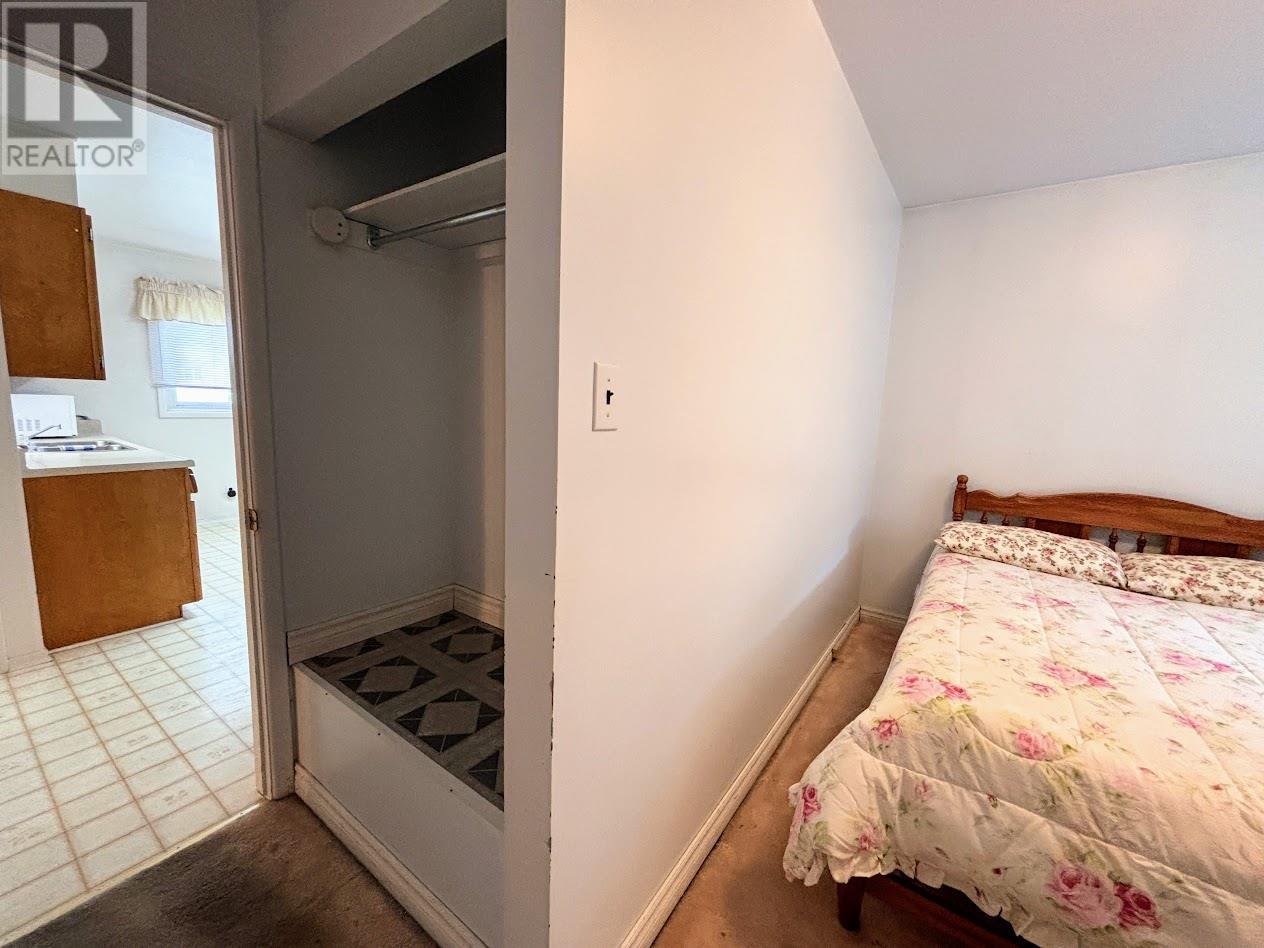 15 Falcon Ave, Manitouwadge, Ontario  P0T 2C0 - Photo 17 - TB2602483