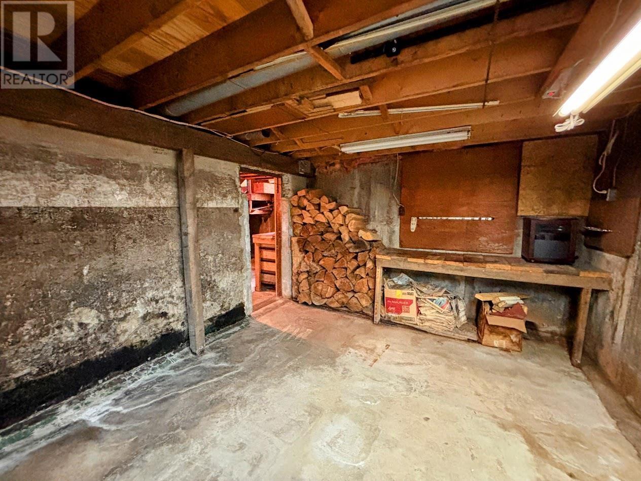15 Falcon Ave, Manitouwadge, Ontario  P0T 2C0 - Photo 28 - TB2602483