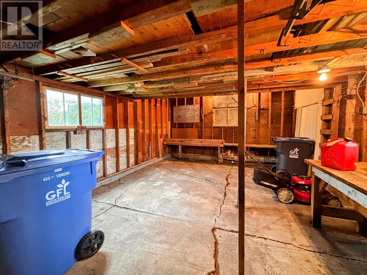 15 Falcon Ave, Manitouwadge, Ontario  P0T 2C0 - Photo 31 - TB2602483
