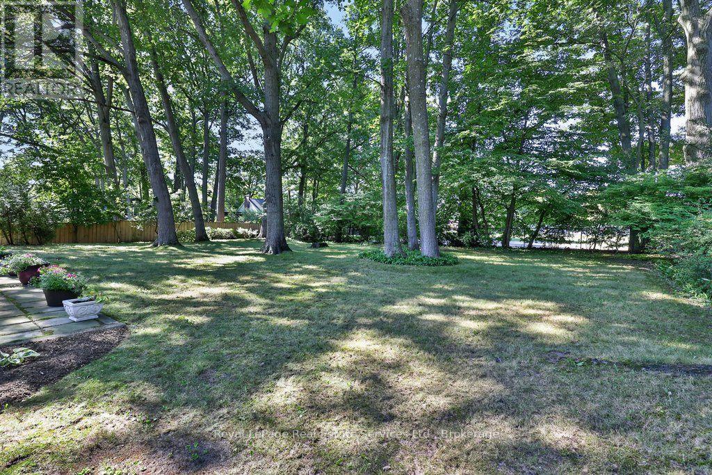 328 Dalewood Drive, Oakville, Ontario  L6J 4P5 - Photo 38 - W13706156
