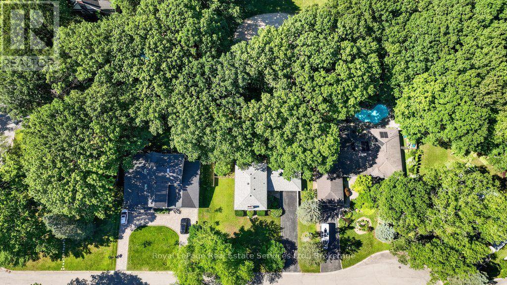 328 Dalewood Drive, Oakville, Ontario  L6J 4P5 - Photo 44 - W13706156