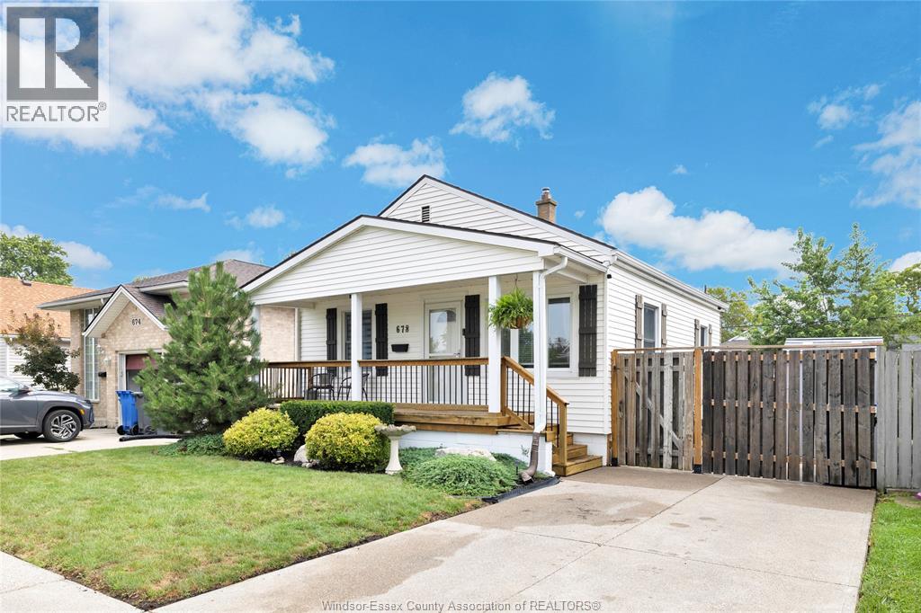 678 Labute, Tecumseh, Ontario  N8N 2B3 - Photo 4 - 26020572