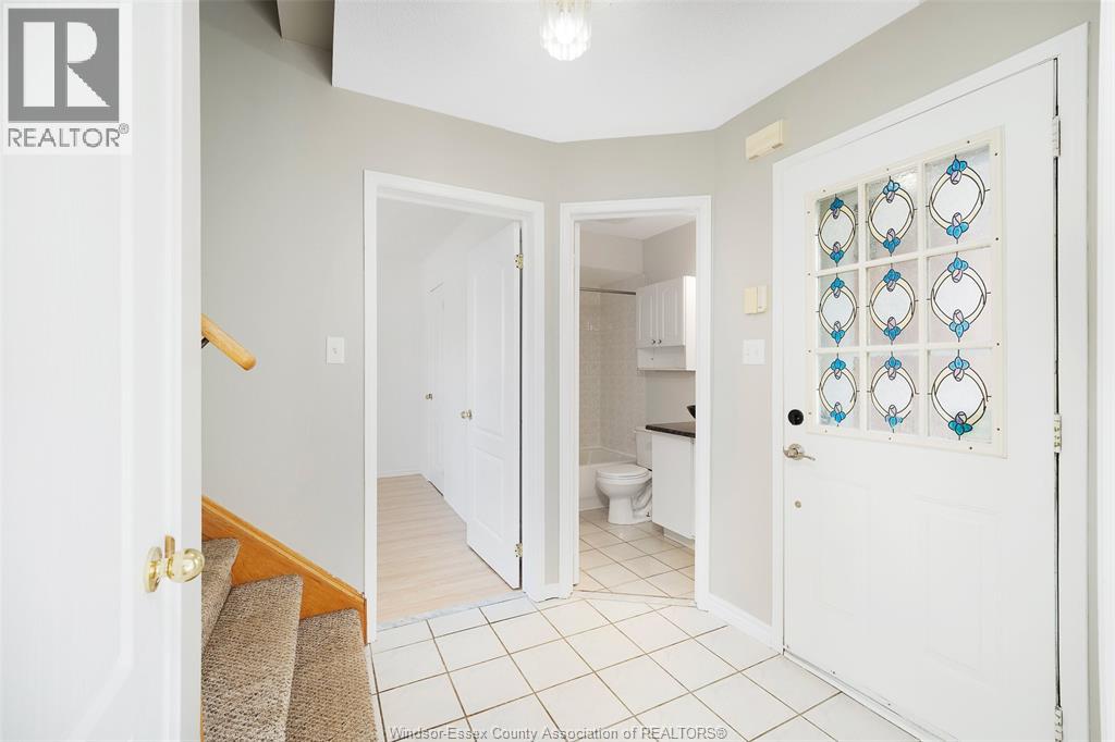 916 Lemonwood, Windsor, Ontario  N9G 2R6 - Photo 10 - 26020291