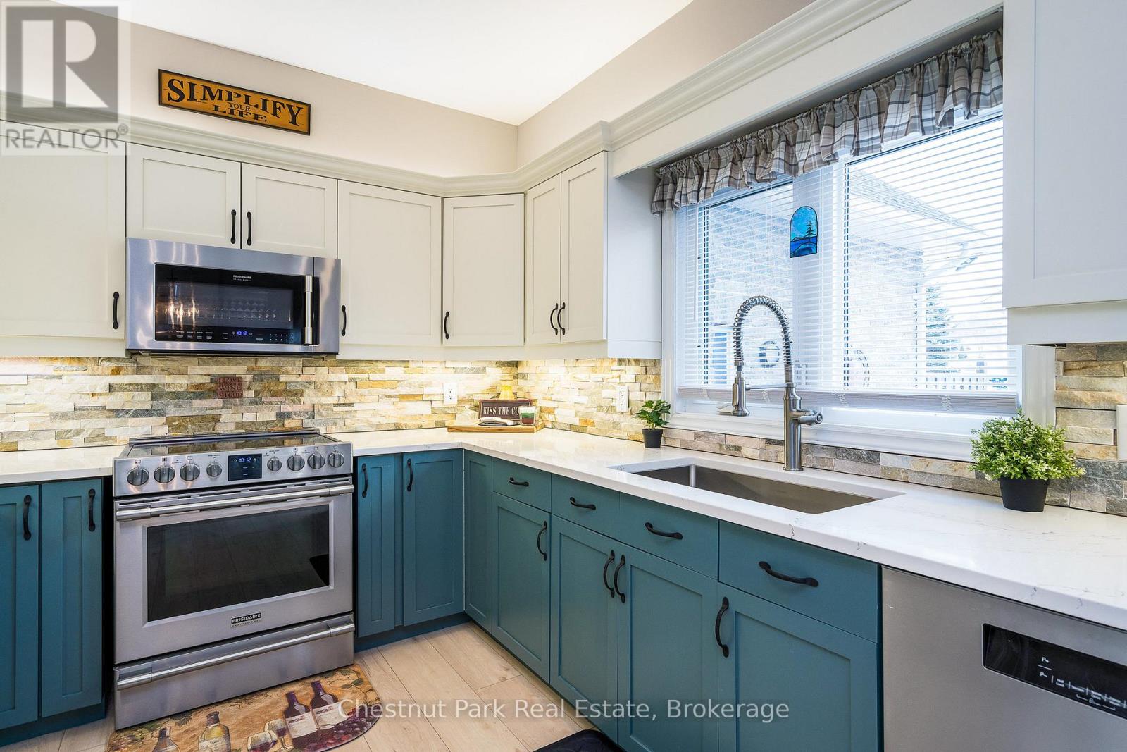 28 Boyd Crescent, Oro-Medonte, Ontario  L0K 1N0 - Photo 13 - S13706164