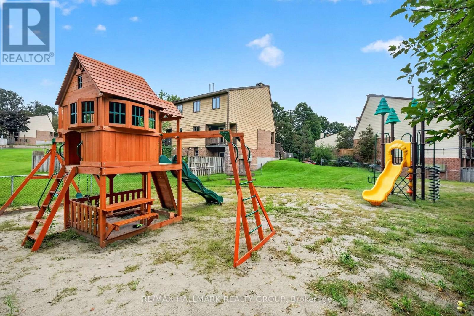 1427 Forge Street, Ottawa, Ontario  K1T 2V2 - Photo 40 - X13699904