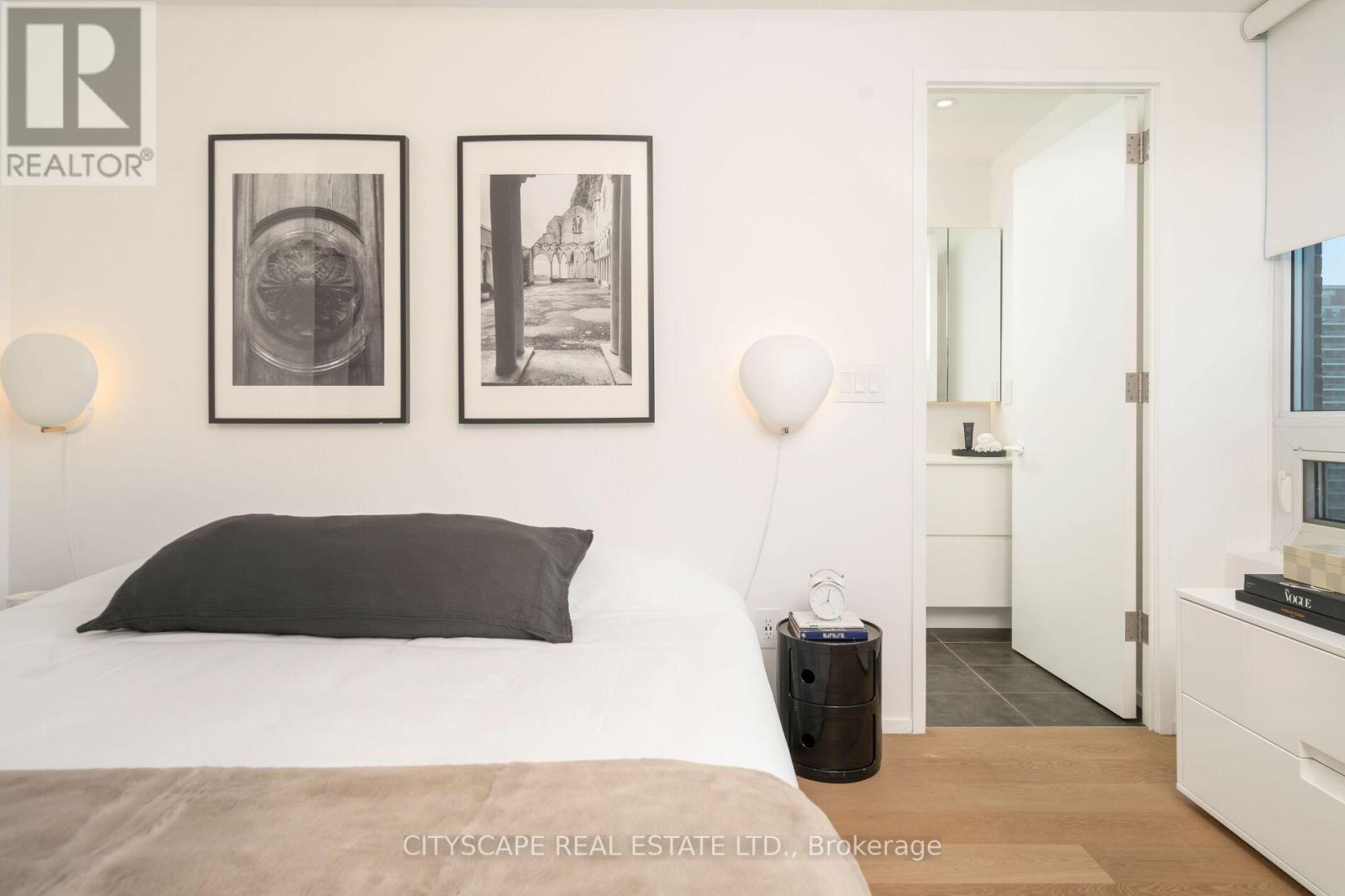 1704 - 55 East Liberty Street, Toronto, Ontario  M6K 3P9 - Photo 8 - C13706056