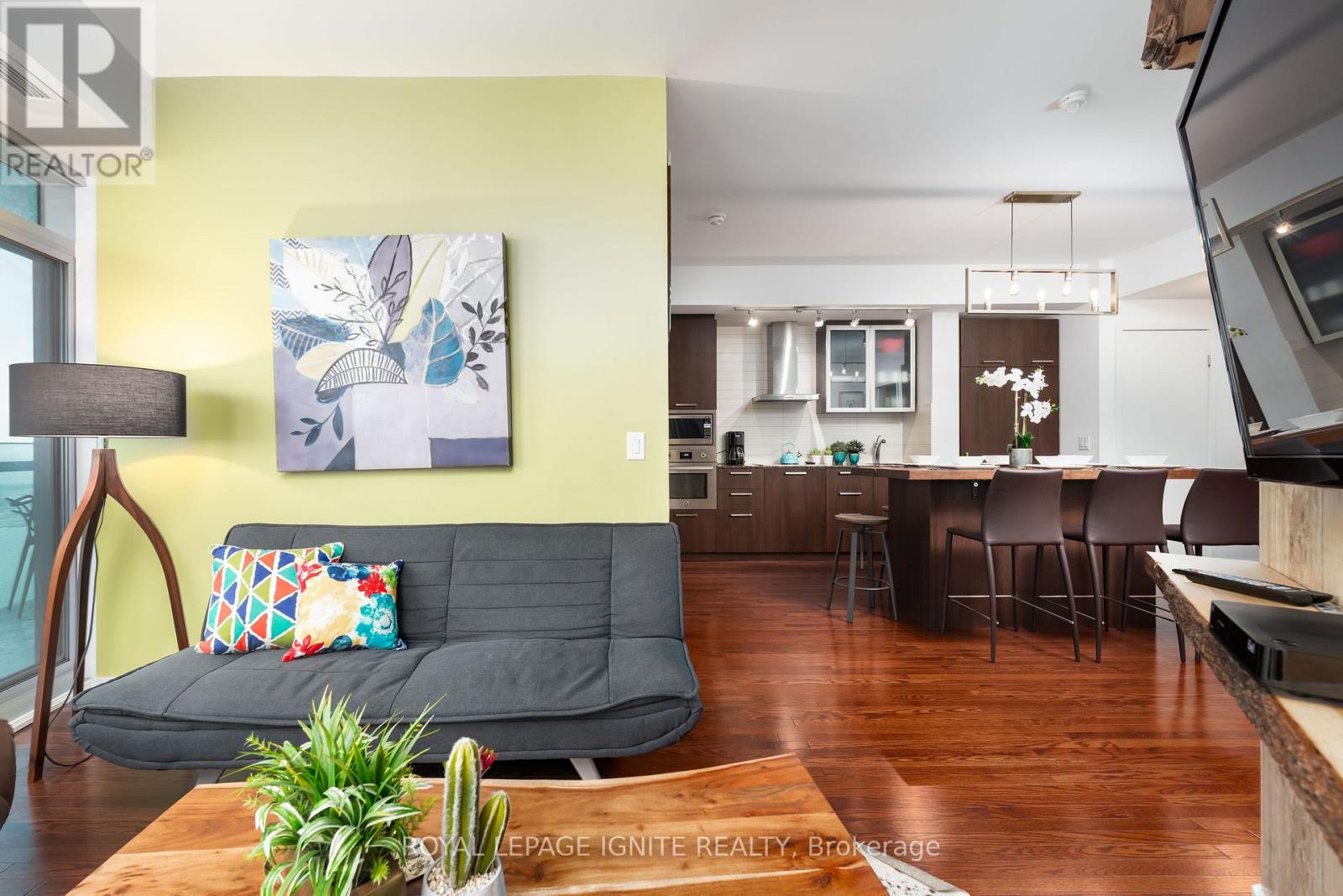 3303 - 14 York Street, Toronto, Ontario  M5J 0B1 - Photo 4 - C13706094