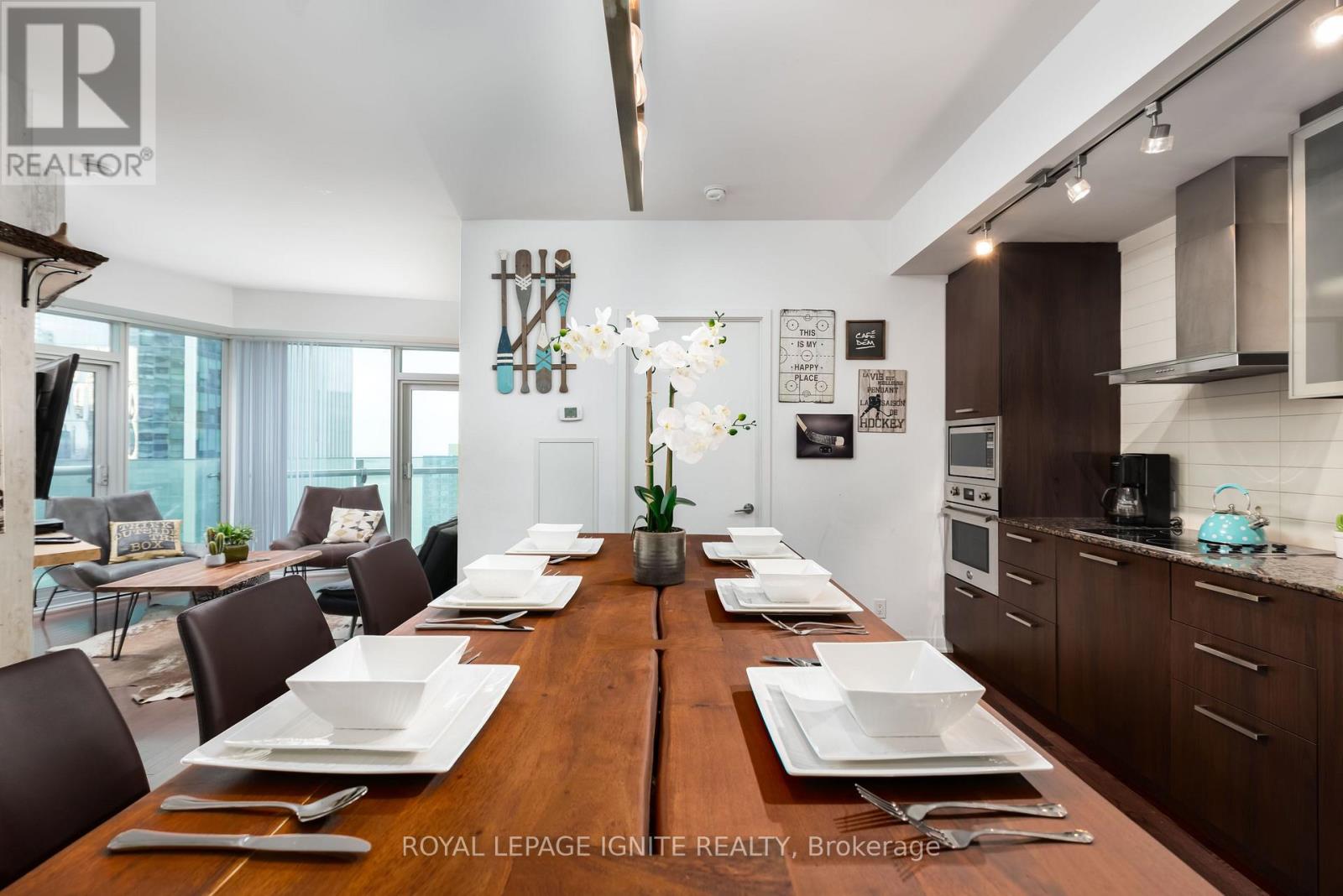 3303 - 14 York Street, Toronto, Ontario  M5J 0B1 - Photo 6 - C13706094
