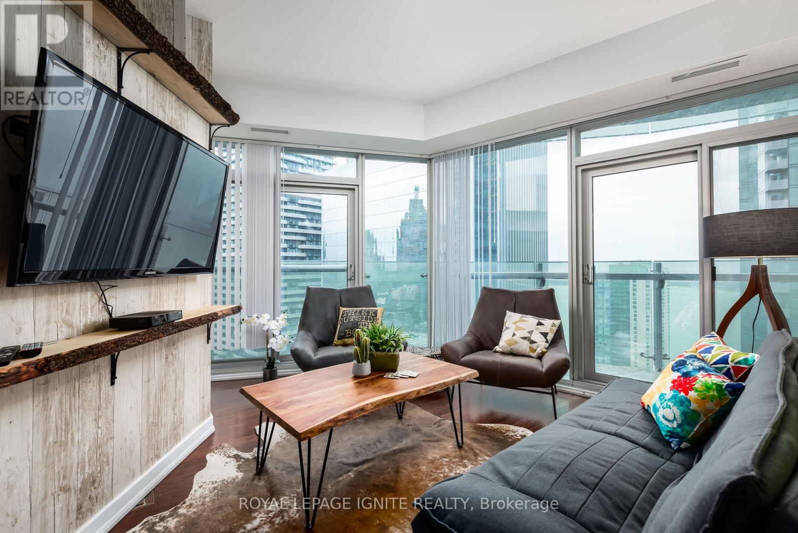 3303 - 14 York Street, Toronto, Ontario  M5J 0B1 - Photo 9 - C13706094