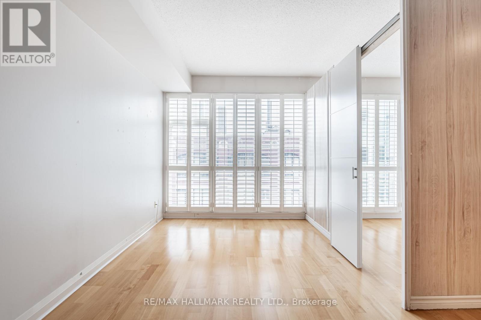 701 - 220 Victoria Street, Toronto, Ontario  M5B 2R6 - Photo 5 - C13706106