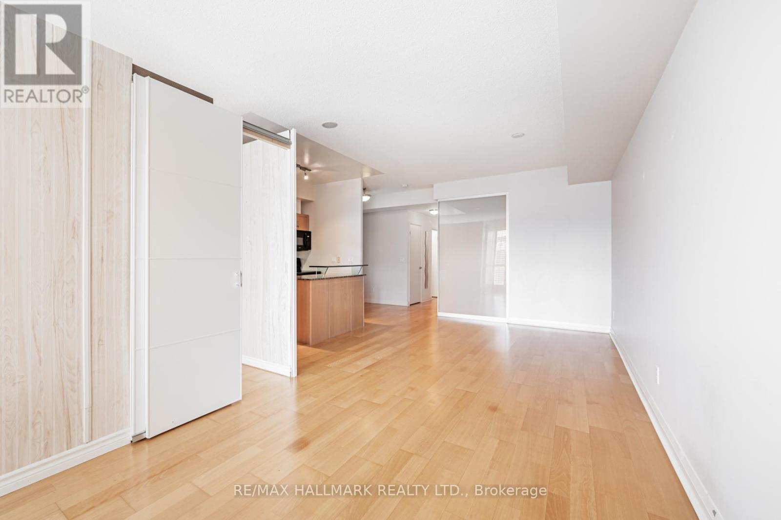701 - 220 Victoria Street, Toronto, Ontario  M5B 2R6 - Photo 6 - C13706106