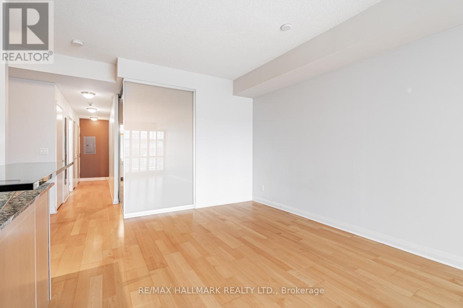 701 - 220 Victoria Street, Toronto, Ontario  M5B 2R6 - Photo 8 - C13706106