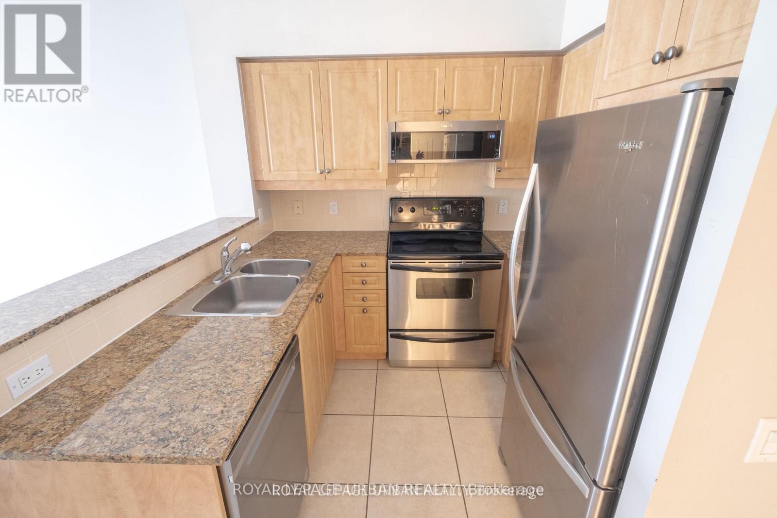 410 - 481 Rosewell Avenue, Toronto, Ontario  M4R 2J1 - Photo 10 - C13706120