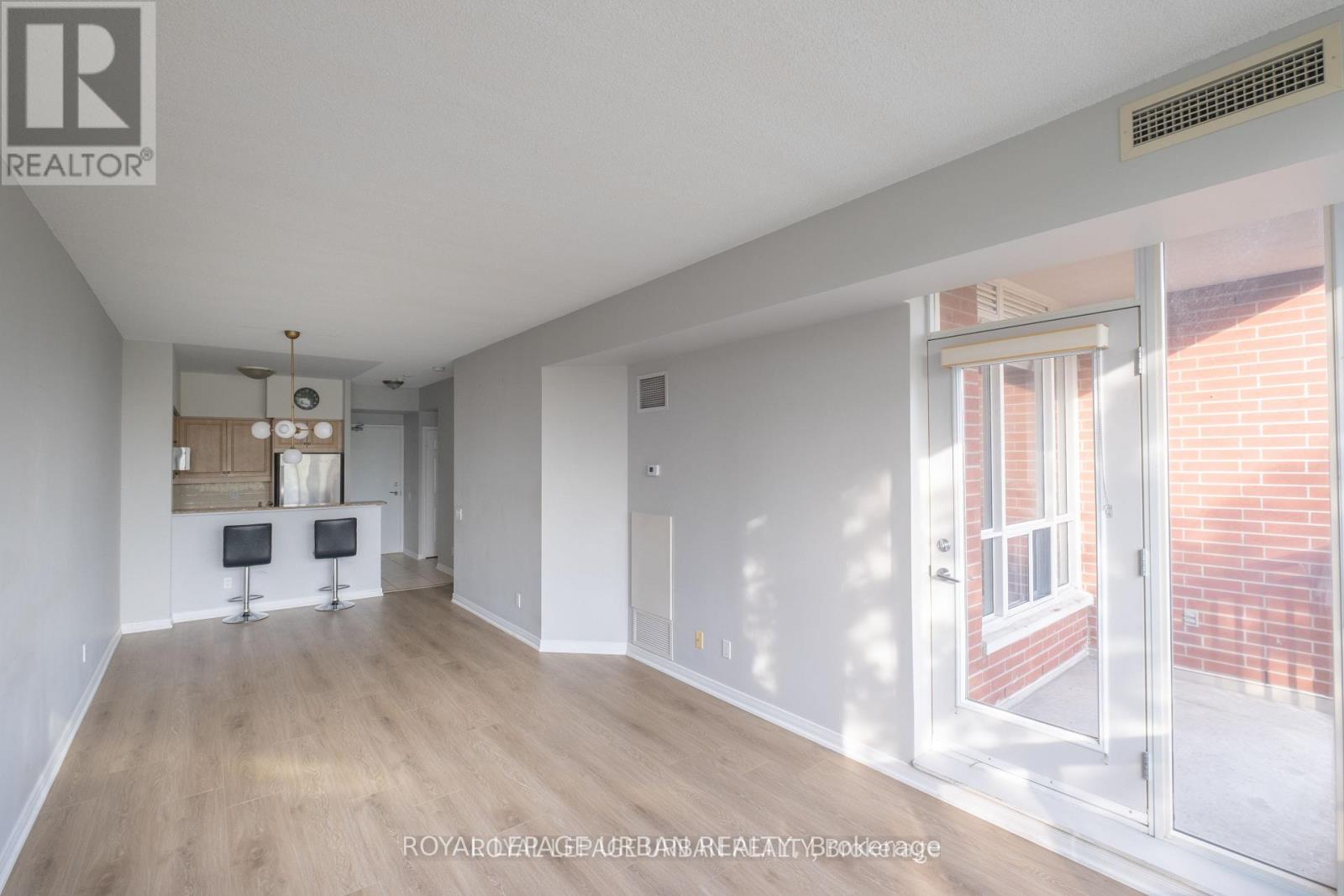 410 - 481 Rosewell Avenue, Toronto, Ontario  M4R 2J1 - Photo 3 - C13706120