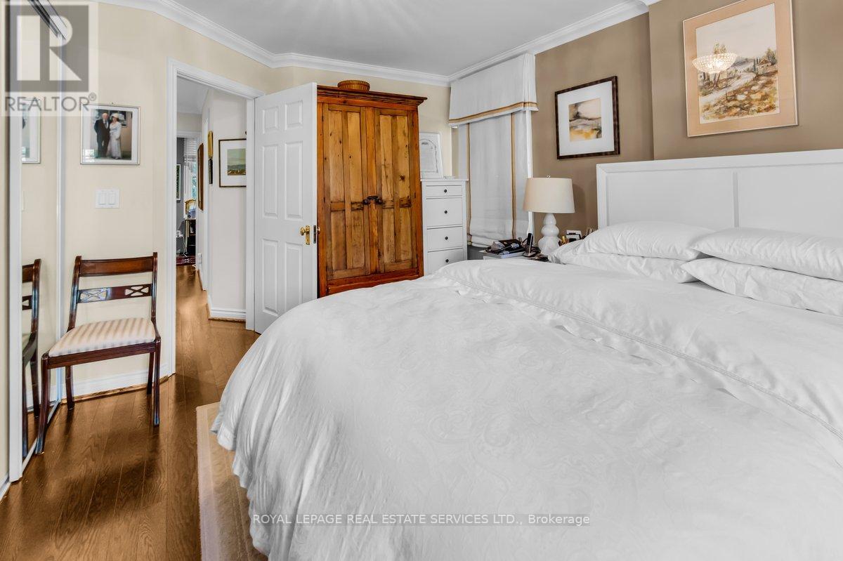 47 Coulson Avenue, Toronto, Ontario  M4V 1Y3 - Photo 10 - C13706166