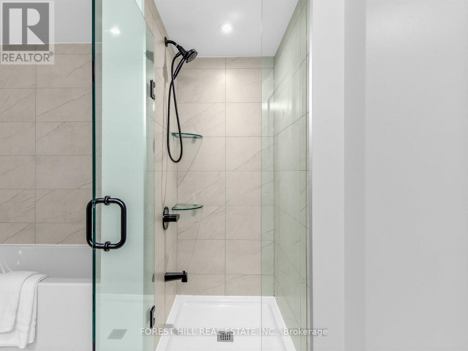 810 - 250 Lawrence Avenue W, Toronto, Ontario  M5M 1B2 - Photo 21 - C13706174
