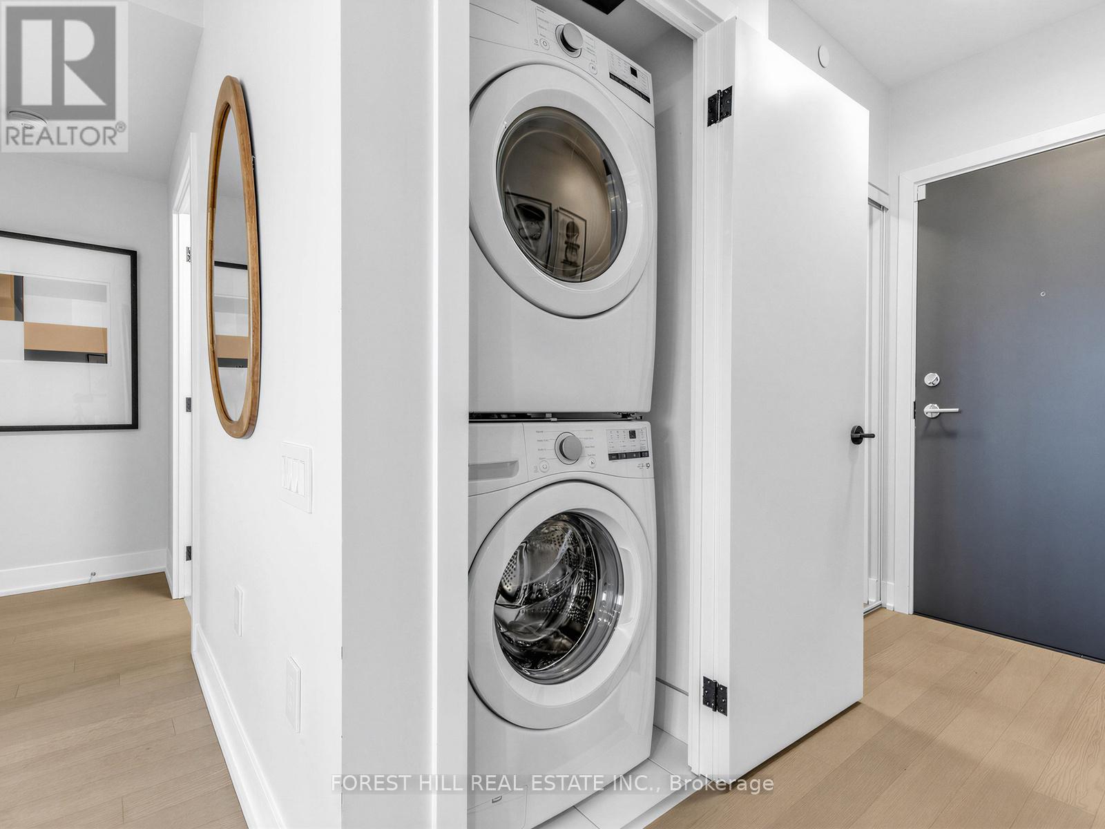 810 - 250 Lawrence Avenue W, Toronto, Ontario  M5M 1B2 - Photo 4 - C13706174
