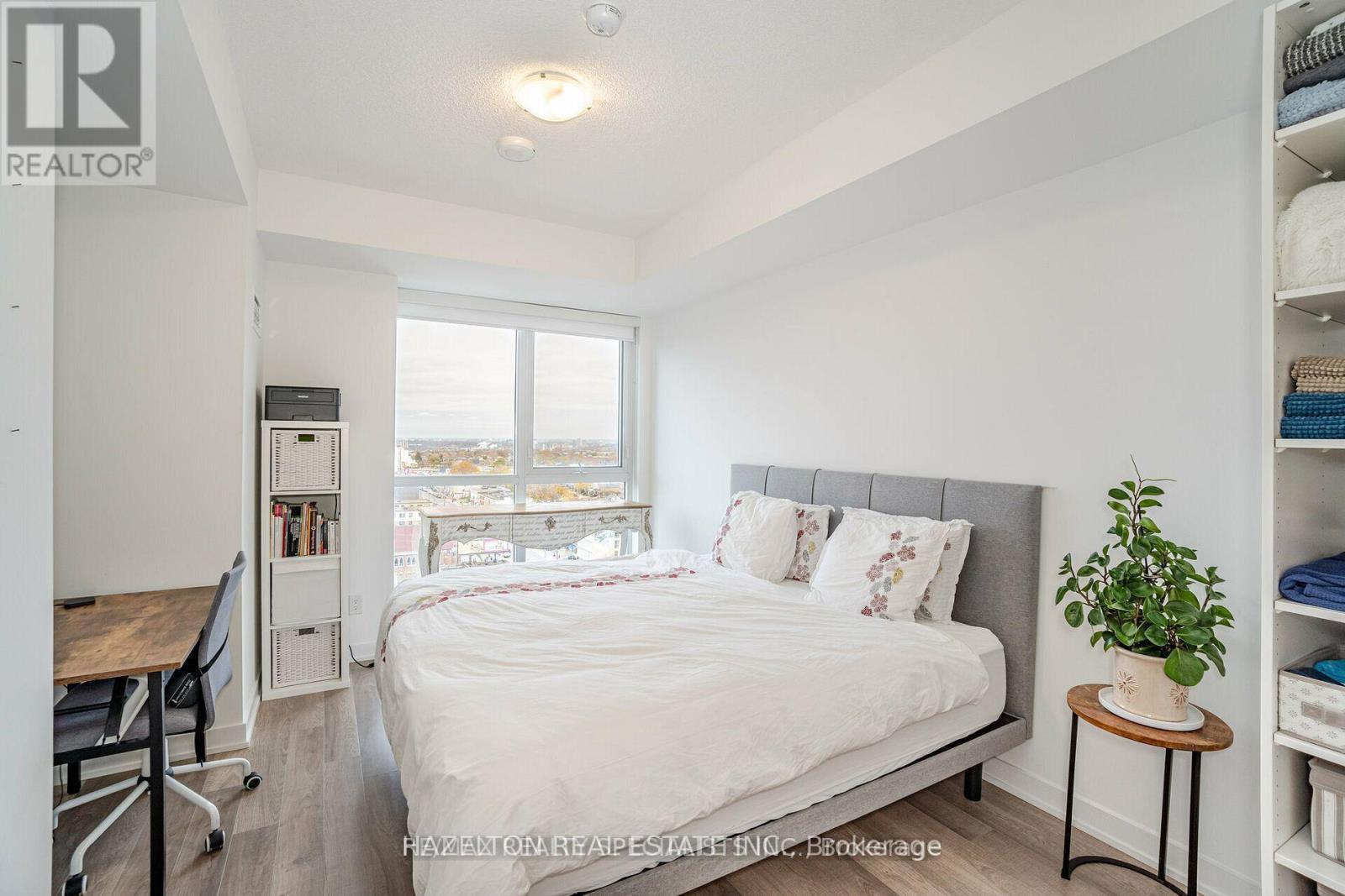 1304 - 1603 Eglinton Avenue W, Toronto, Ontario  M6E 0A1 - Photo 7 - C13706218