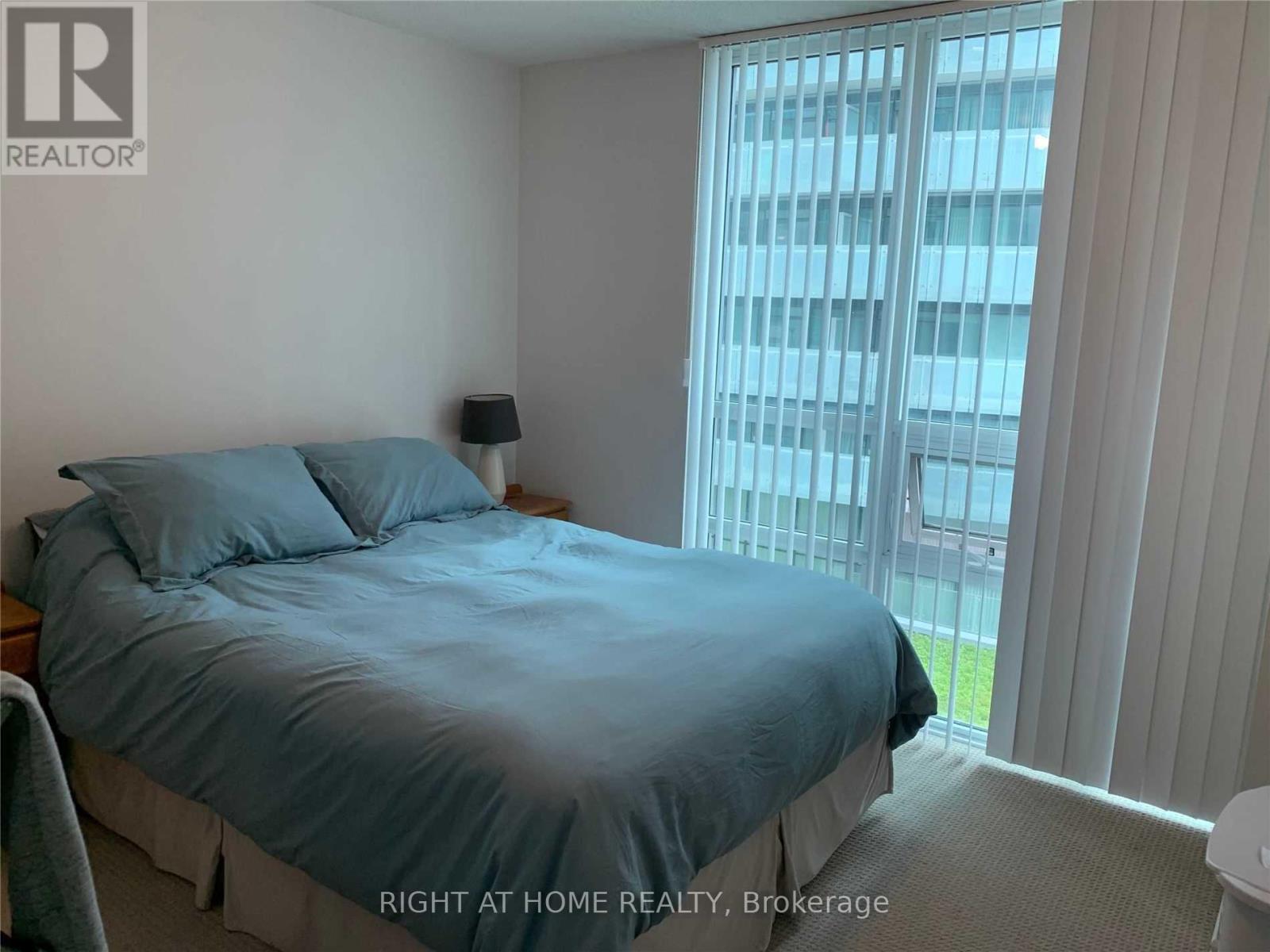 810 - 19 Grand Trunk Crescent, Toronto, Ontario  M5J 3A3 - Photo 11 - C13706246
