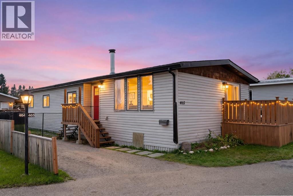 465, 3223 83 Street NW, Calgary, Alberta