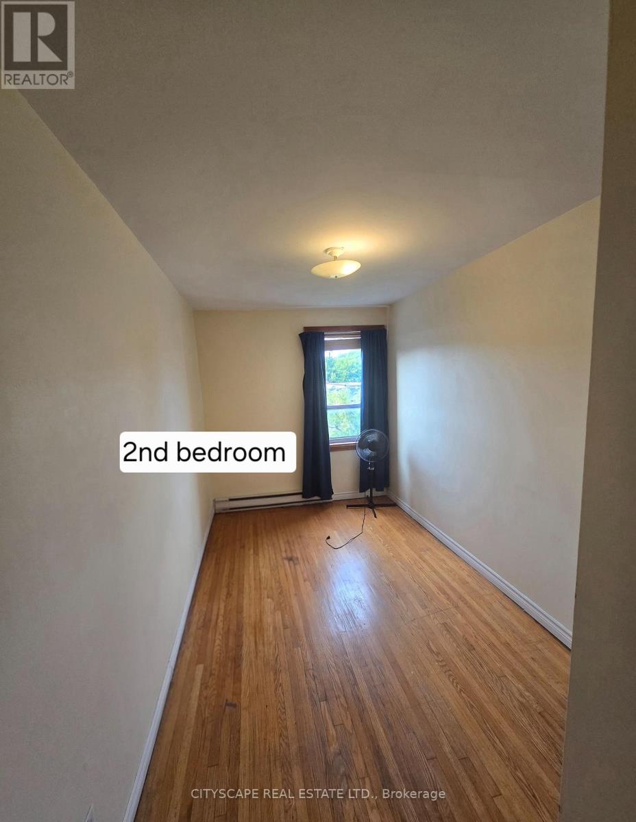2a-Fr - 911a Danforth Avenue, Toronto, Ontario  M4J 1L8 - Photo 13 - E13706020